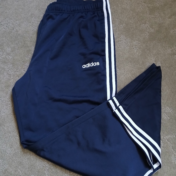 Adidas track pants with front pockets (used) - Picture 3 of 5